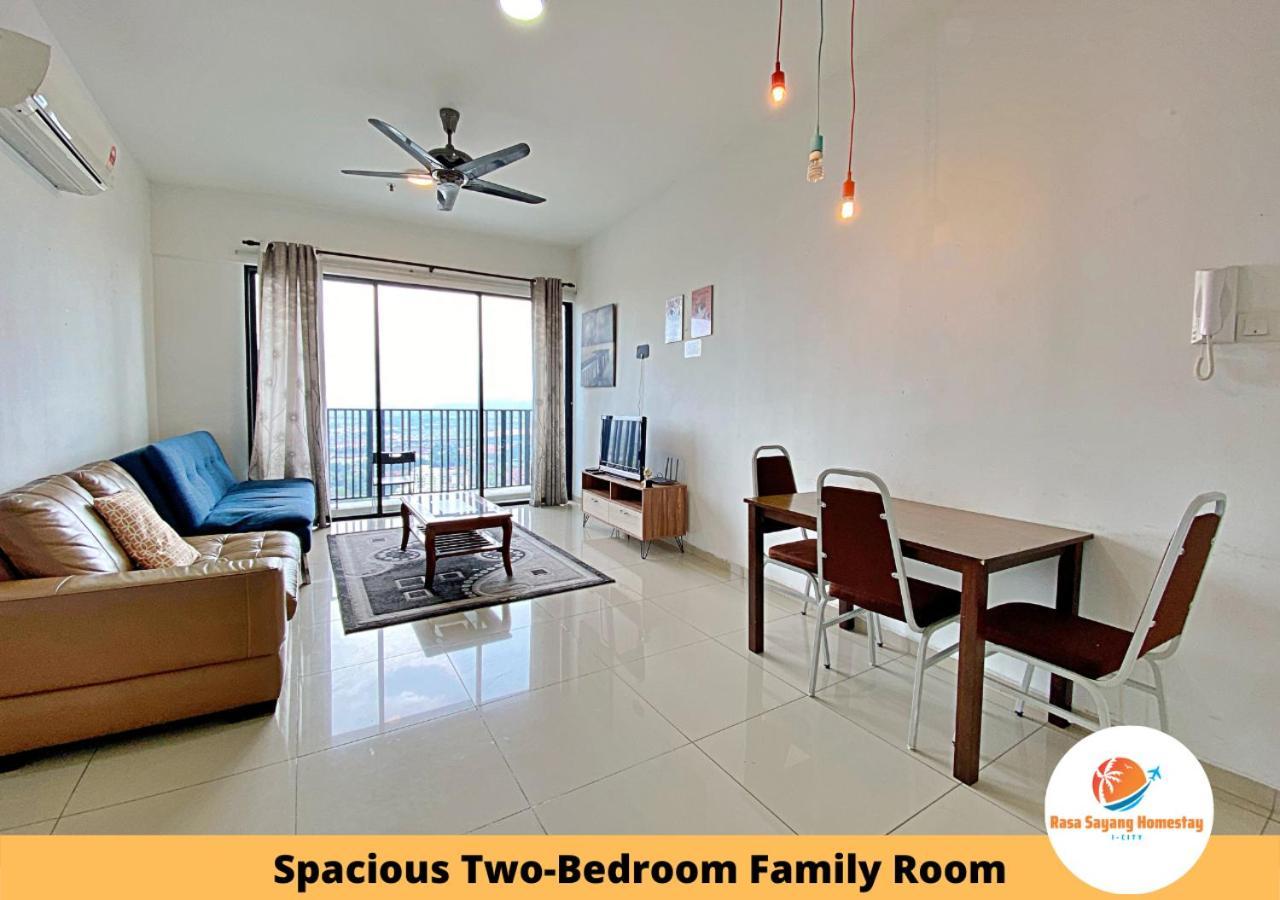 Rasa Sayang Homestay @ I-Soho, I-City Shah Alam Phòng bức ảnh